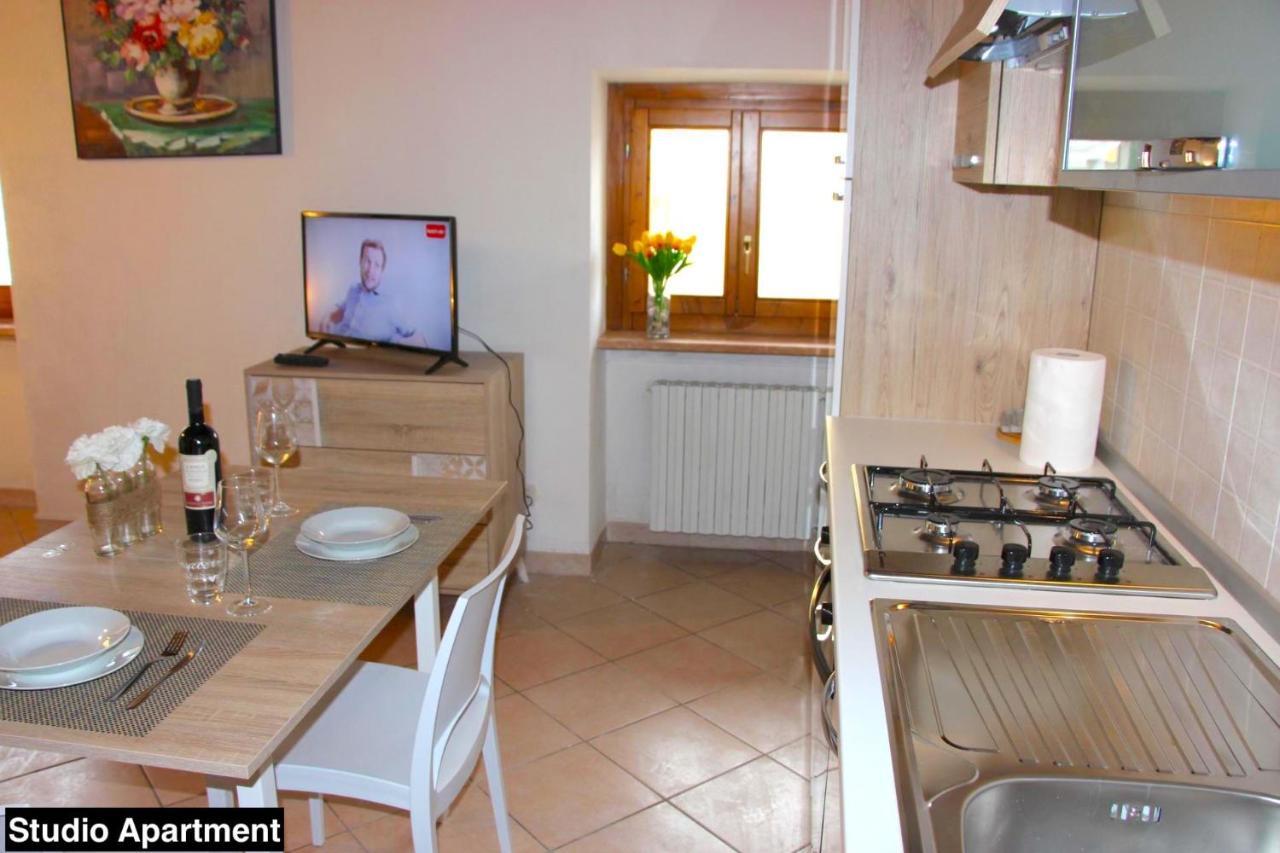 Ferienwohnung Casa Laila&Lisa - Immobiliare Azzurra Bardolino Exterior foto