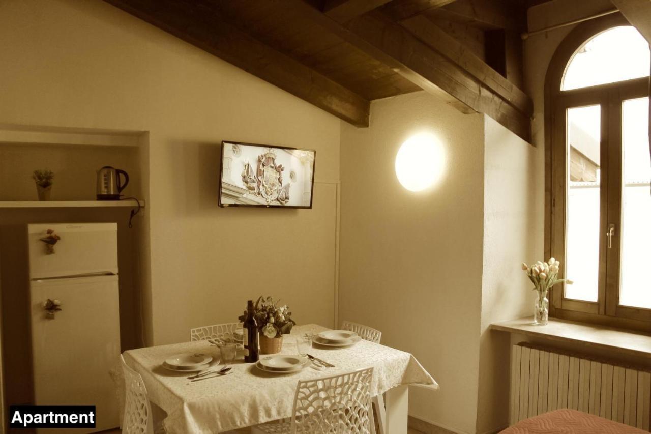 Ferienwohnung Casa Laila&Lisa - Immobiliare Azzurra Bardolino Exterior foto